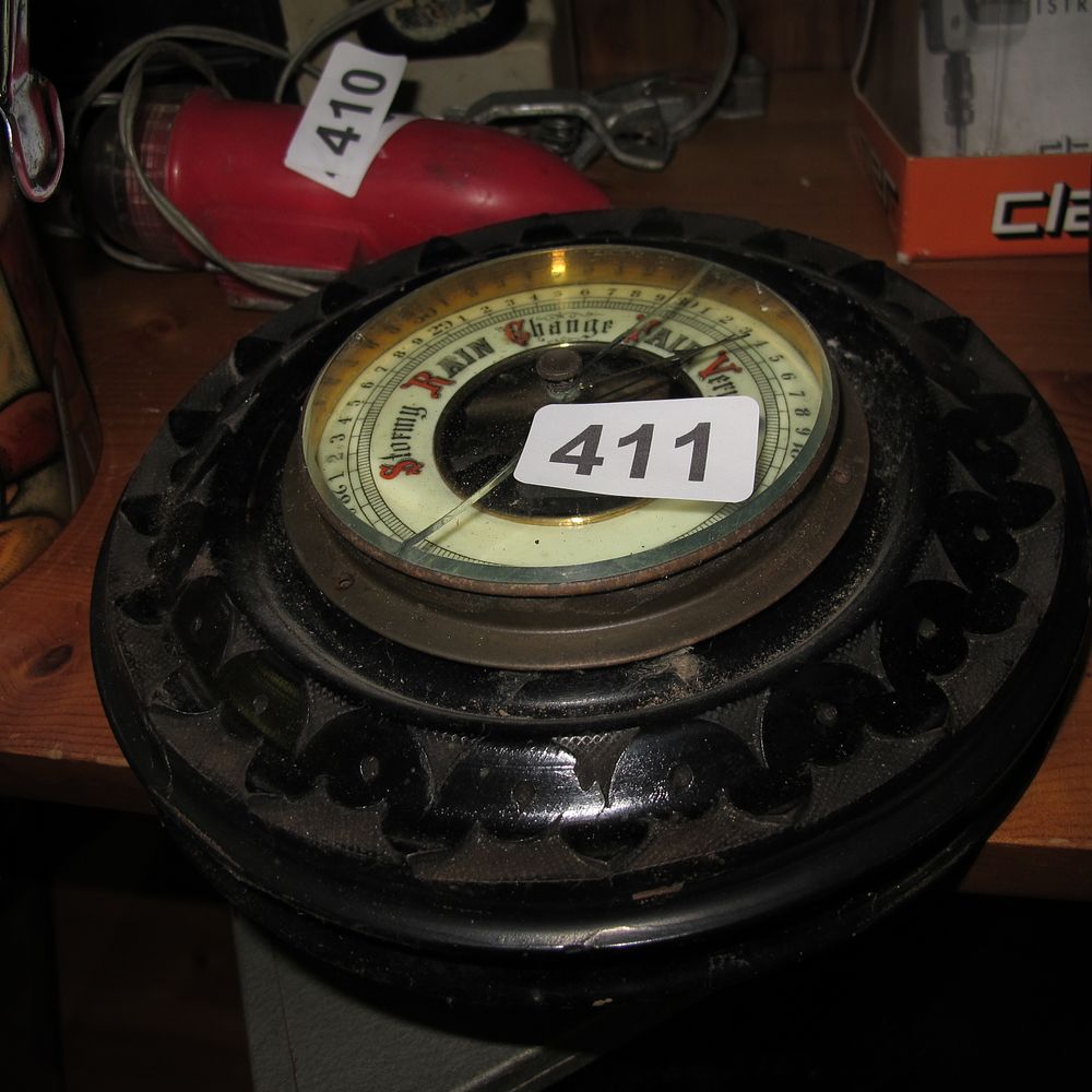 Lot 411: Vintage wall barometer