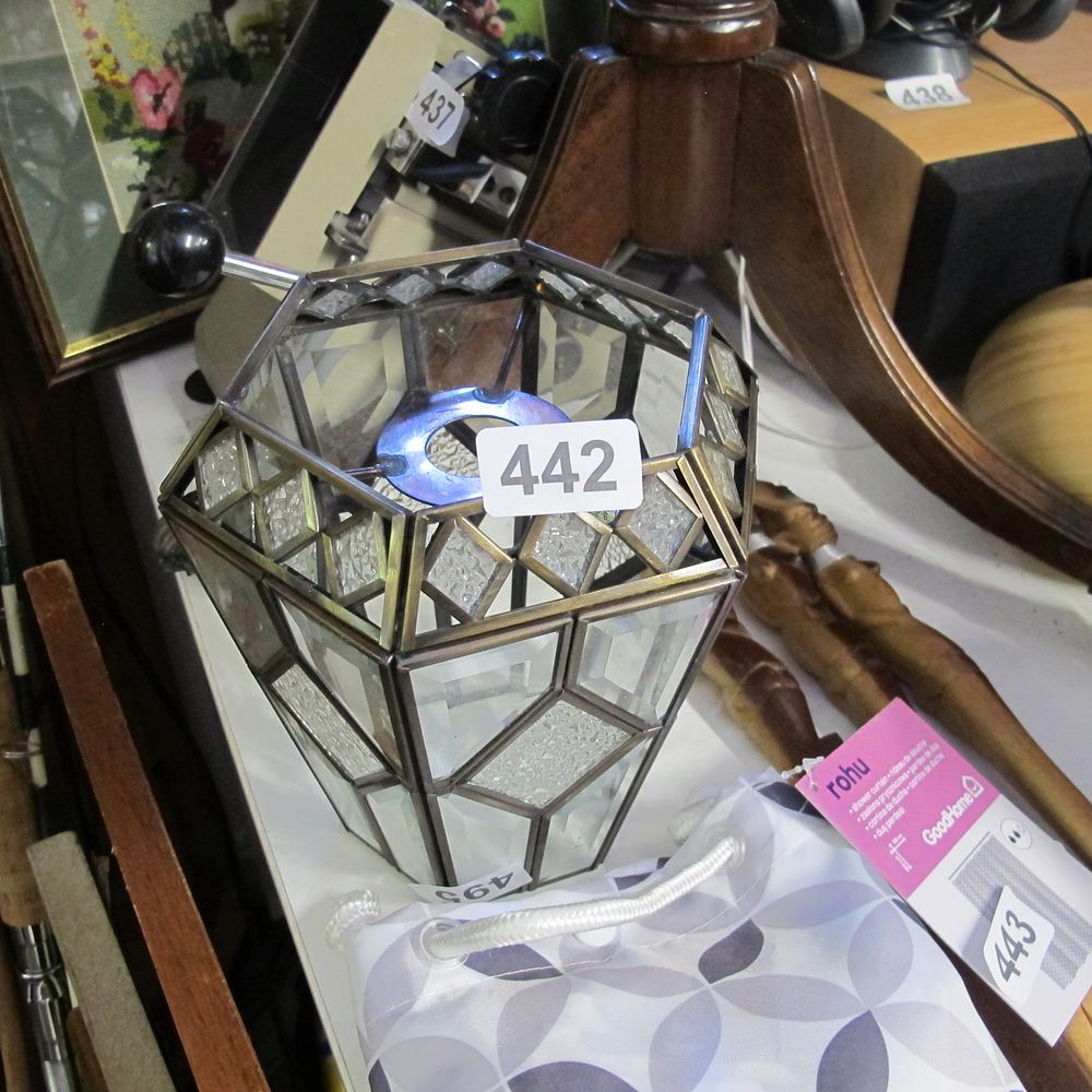 Lot 442: Vintage Art Deco lead light shade
