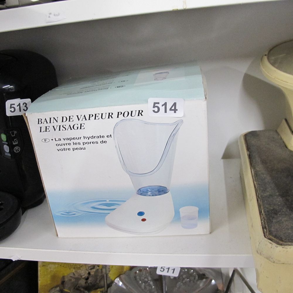 Lot 514: Face steamer sauna