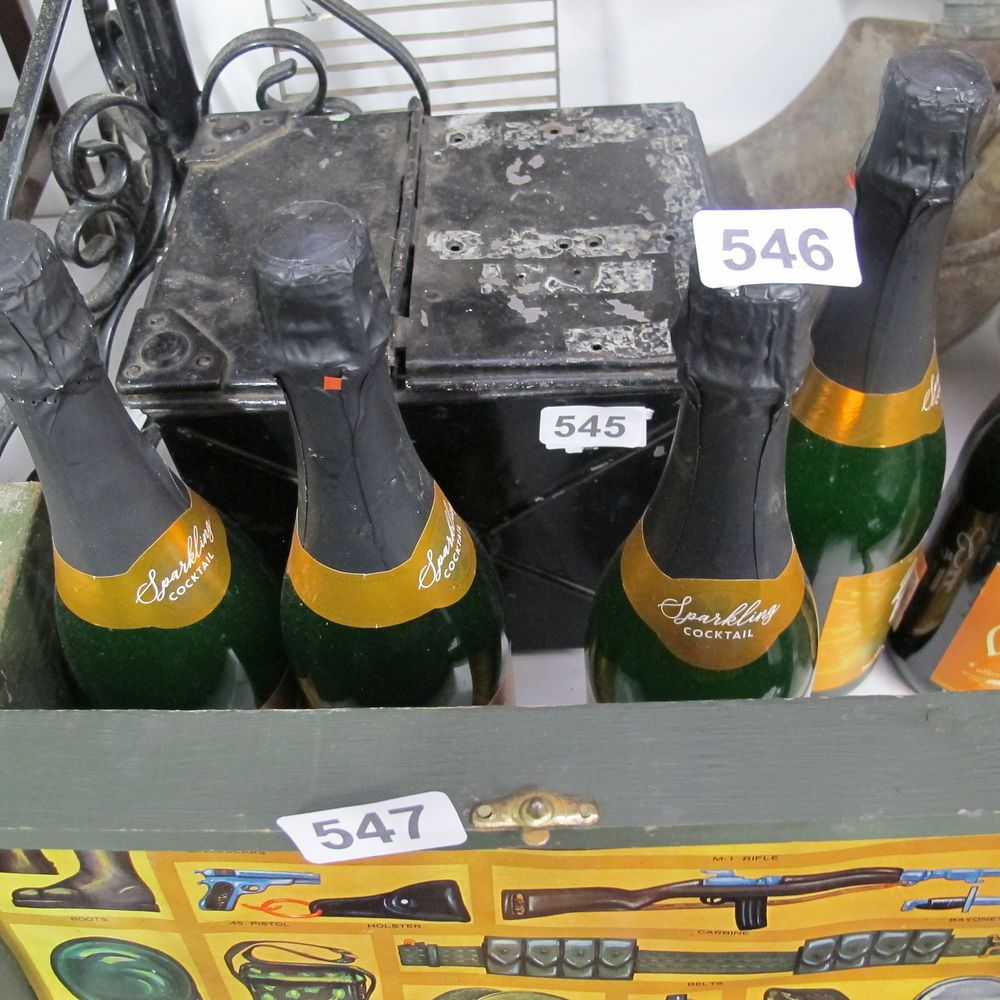 Lot 545: ammo tin