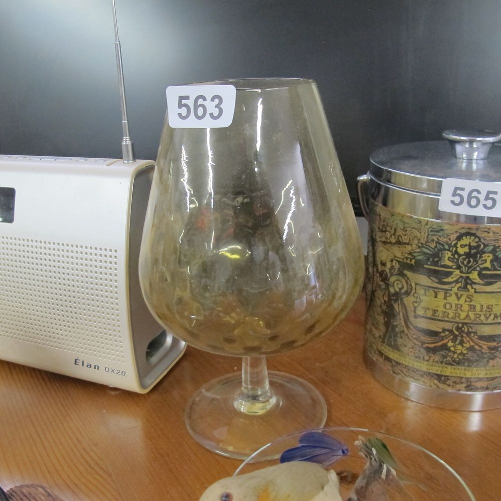 Lot 563: Beautiful vintage Brandy balloon glass with Gold painted...