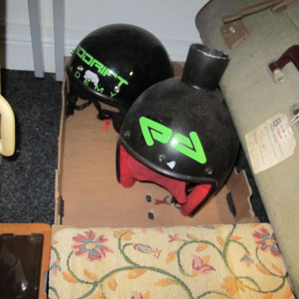 Lot 637: Stunt bash hat