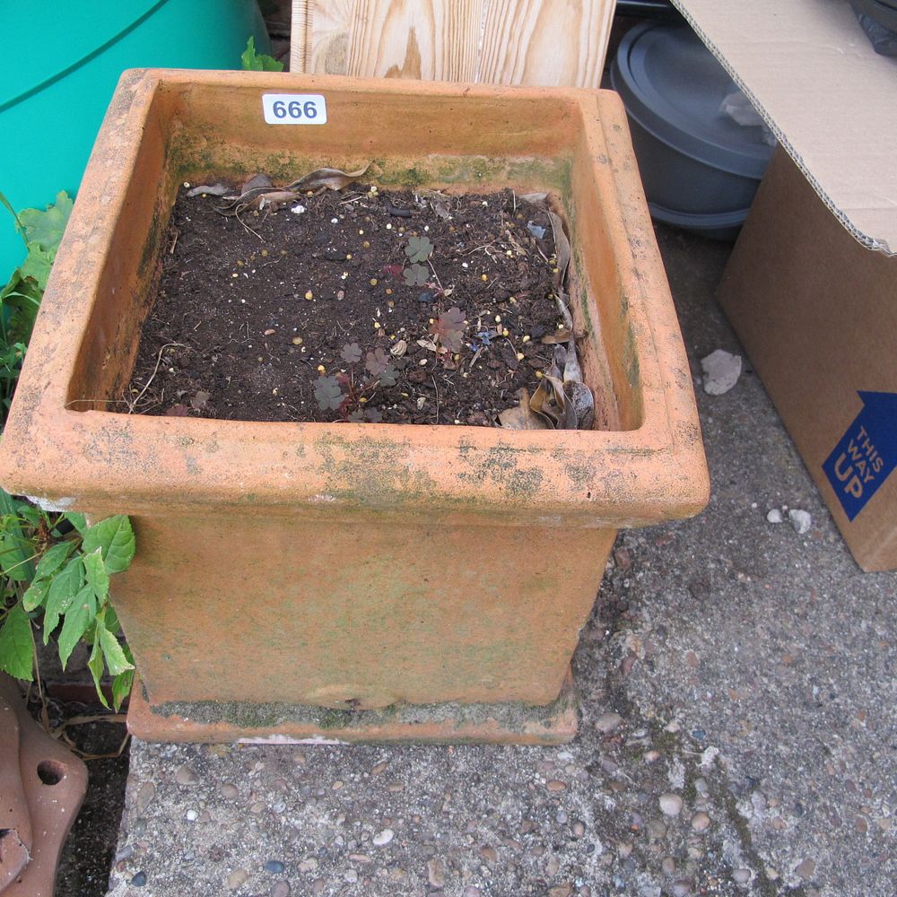 Lot 666: clay garden planter