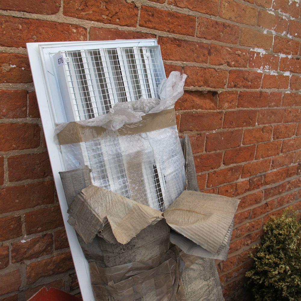 Lot 676: alloy industrial wall vents for air conditioning outlets