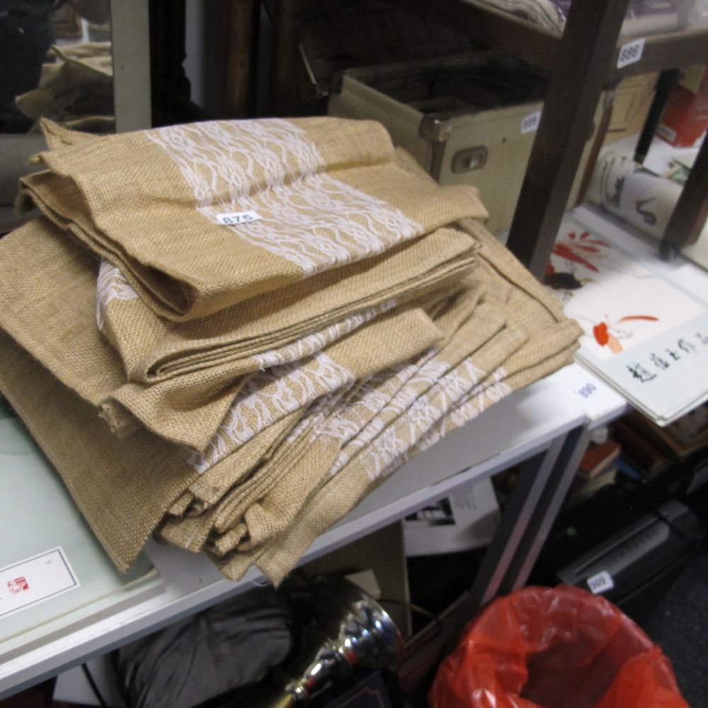 Lot 875: job lot of hessian table runners