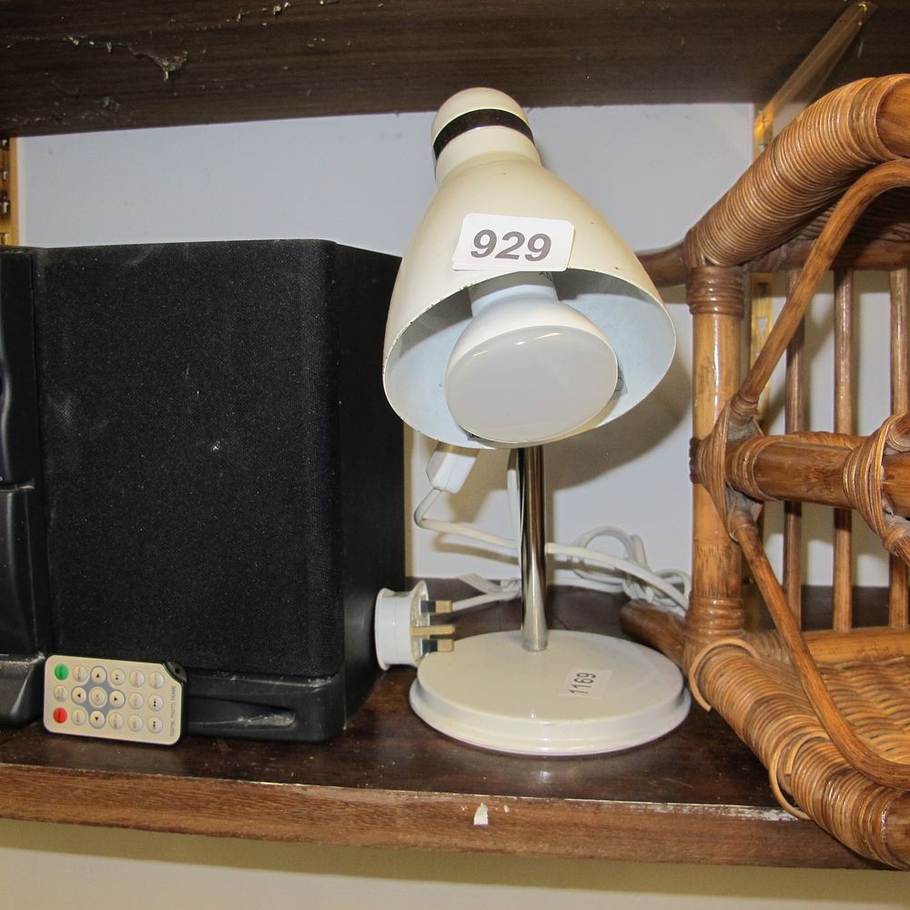 Lot 929: desk lamp