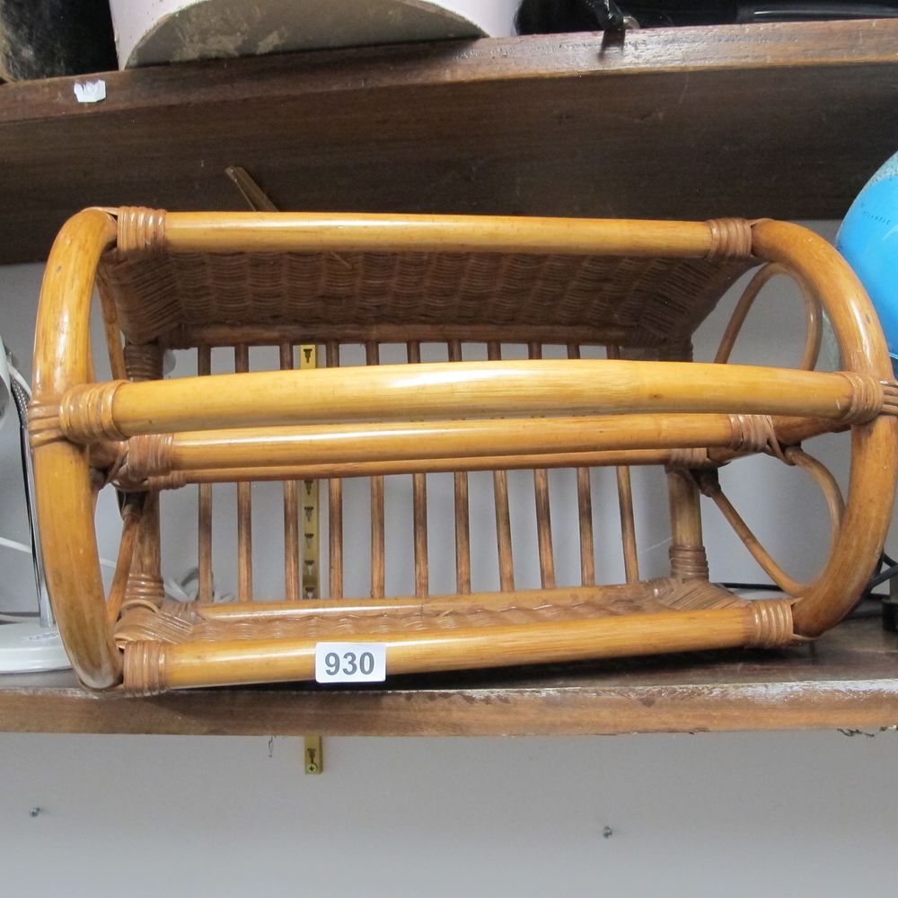 Lot 930: newspaper rack
