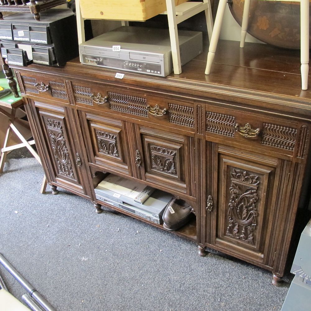 Lot 995: beautiful ornate dresser with carved detail AF: crack...