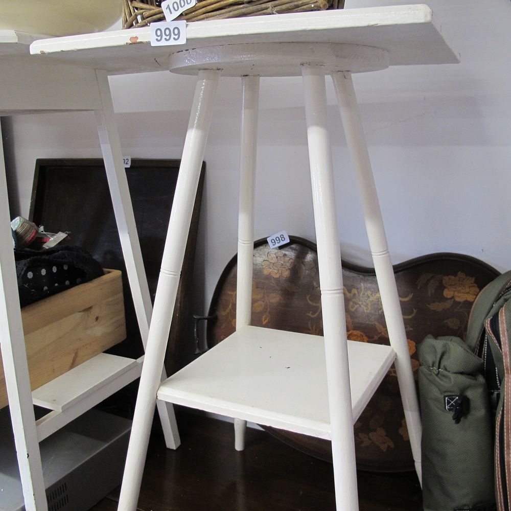 Lot 999: vintage table