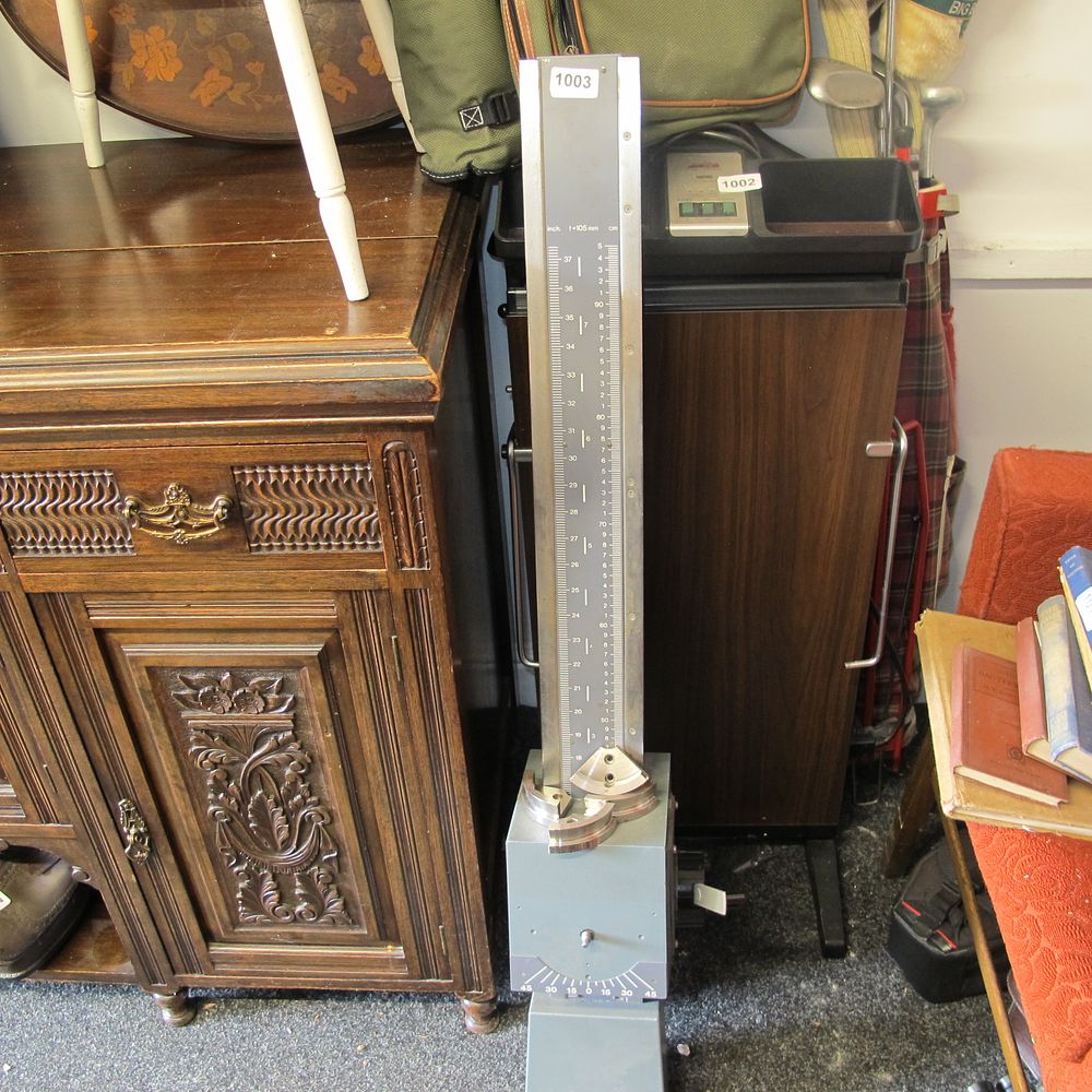 Lot 1003: weighing machine reclaimed from Goldsmiths the jeweler factory...