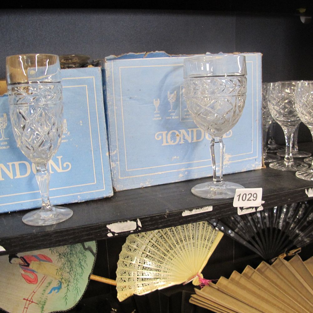 Lot 1029: Boxed London crystalware 