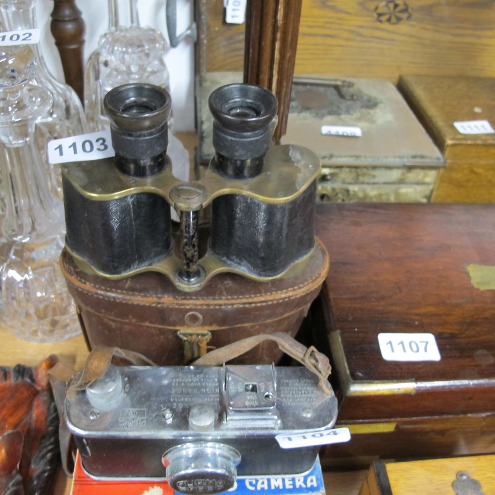 Lot 1103: Binoculars with leather case military Ross of London...