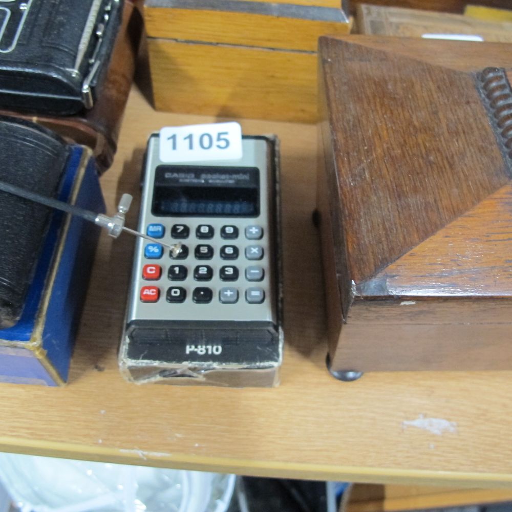 Lot 1105: Vintage Casio P-810 calculator