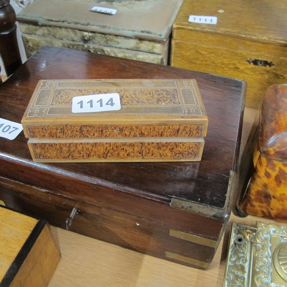 Lot 1114: Wooden box