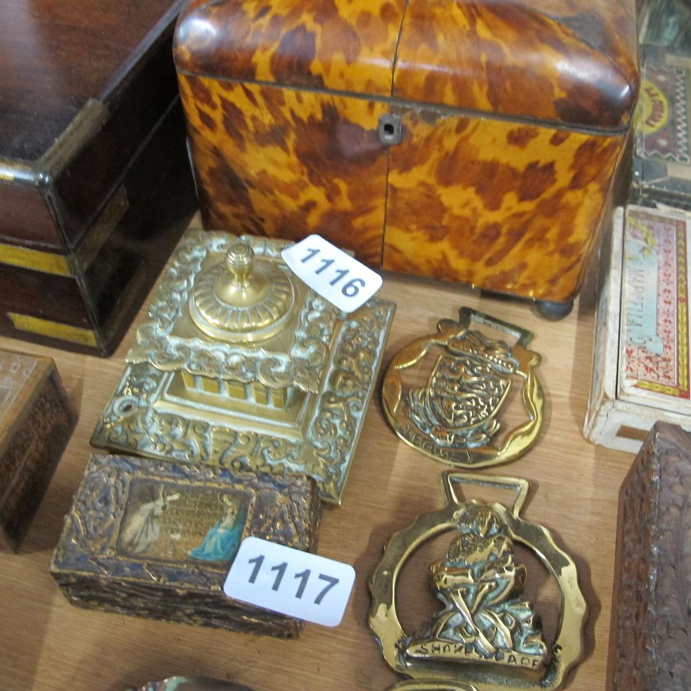 Lot 1116: Brass stand