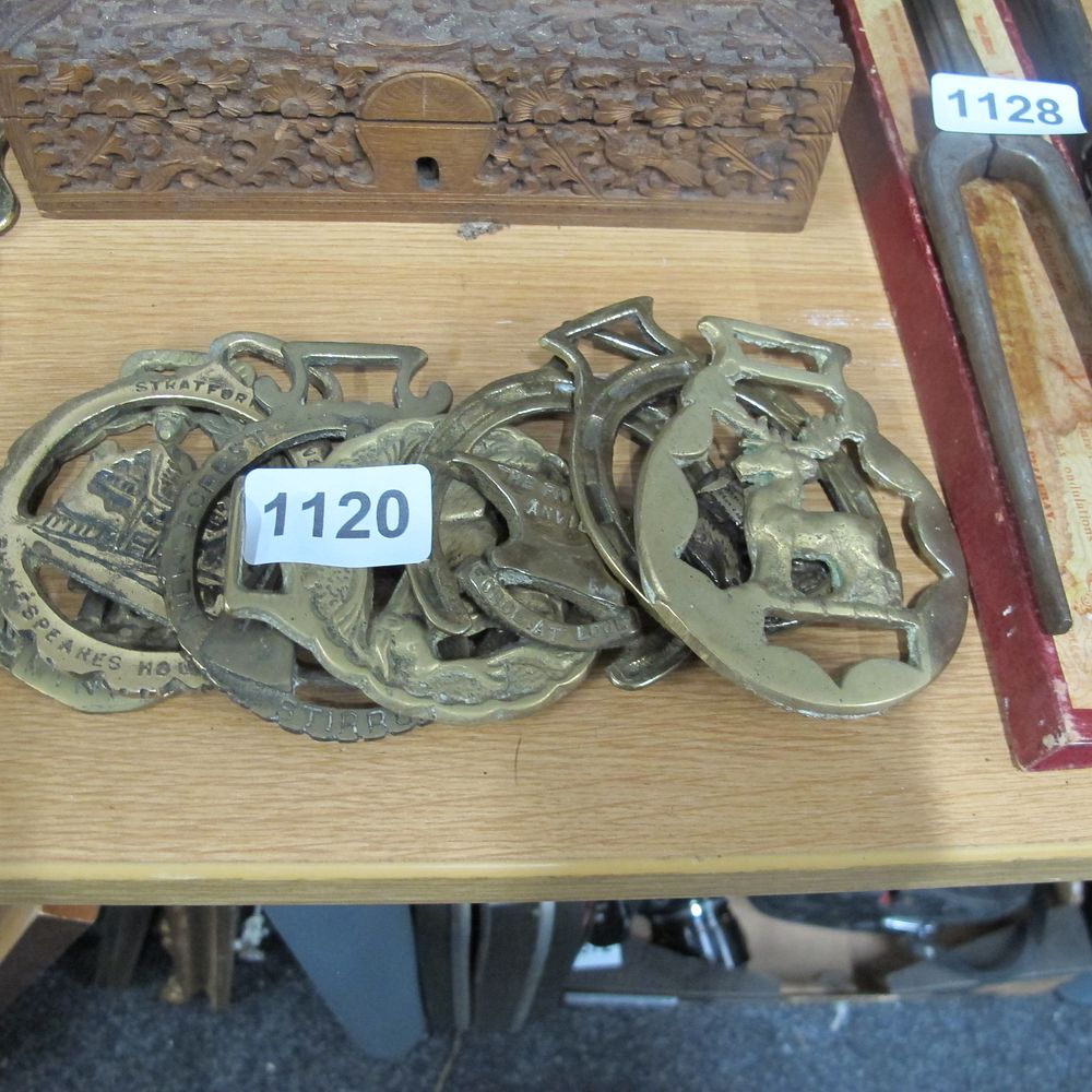 Lot 1120: Brass horse shoes