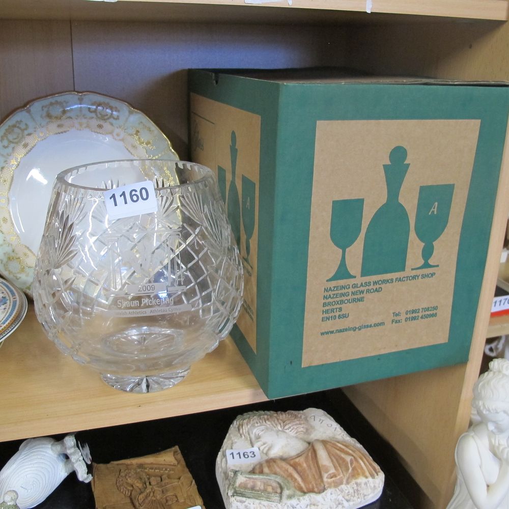 Lot 1160: Presentation bowl presented to Shaun Pickering
