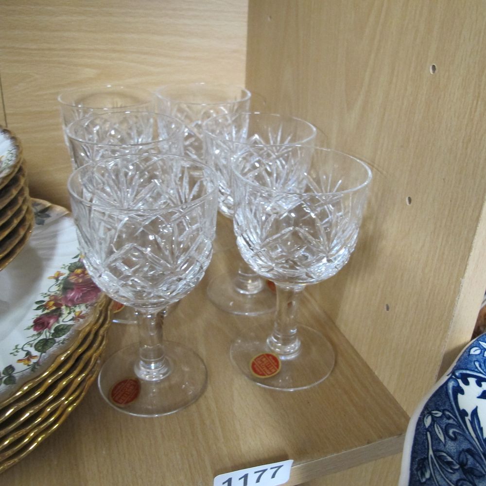 Lot 1177: 6 crystal glasses