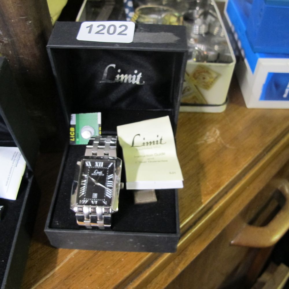 Lot 1202: Boxed Limit watch