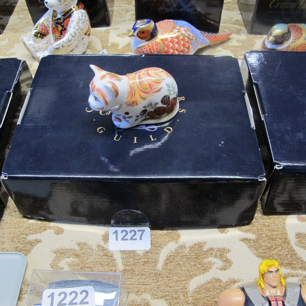 Lot 1227: Boxed Royal Crown Derby guild collectors kitty names...