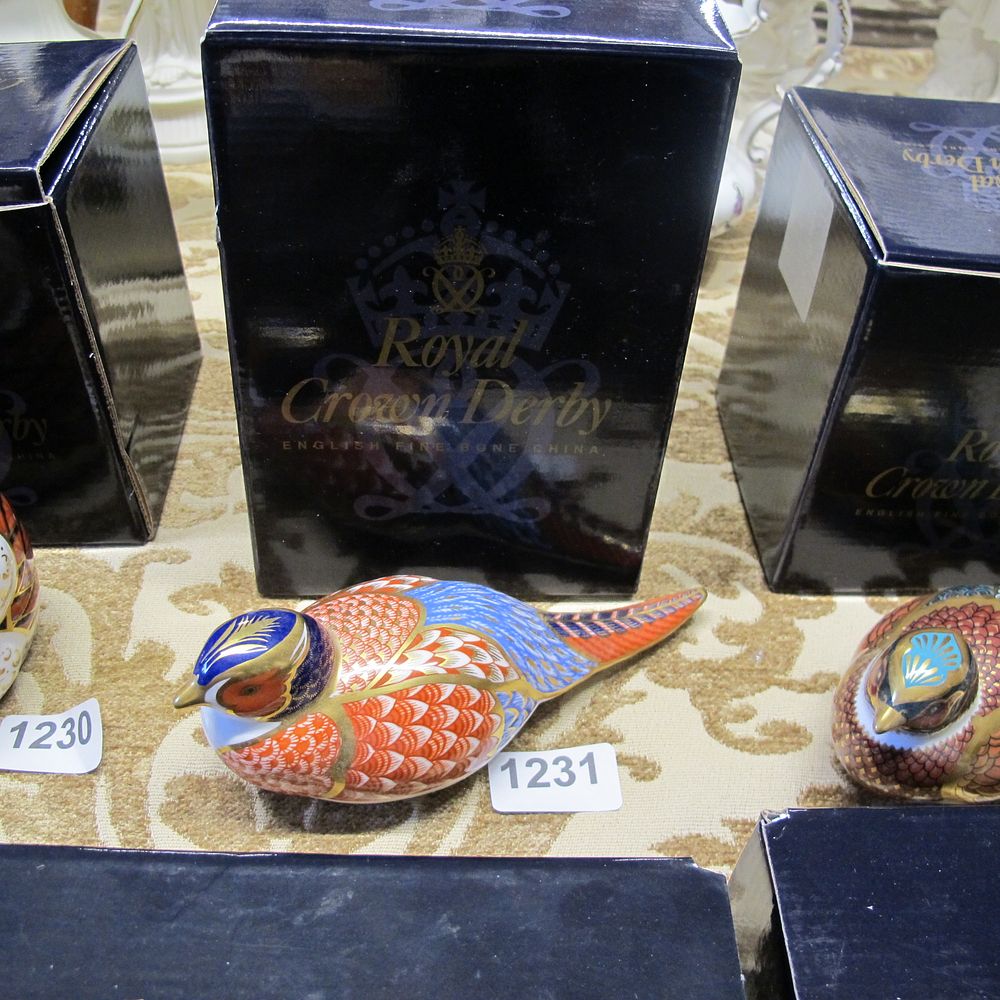 Lot 1231: Boxed Royal Crown Derby guild collection pheasant bird