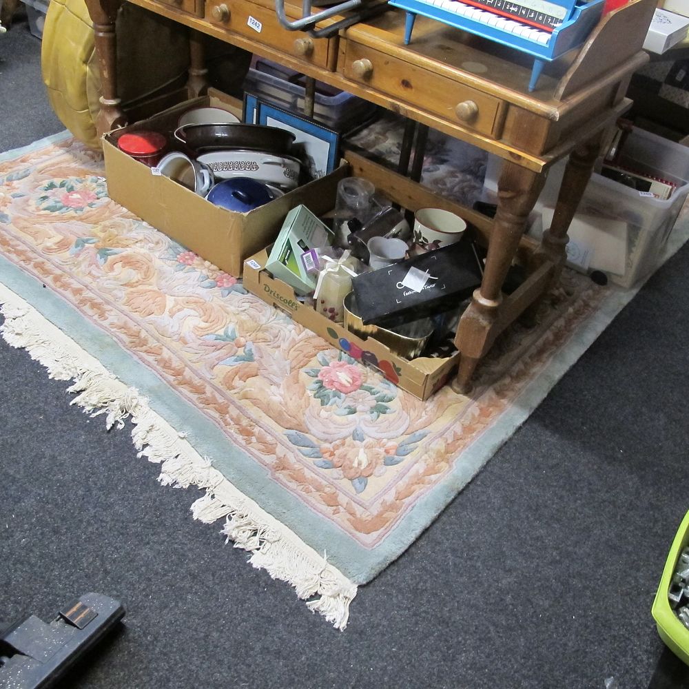 Lot 1263: Rug