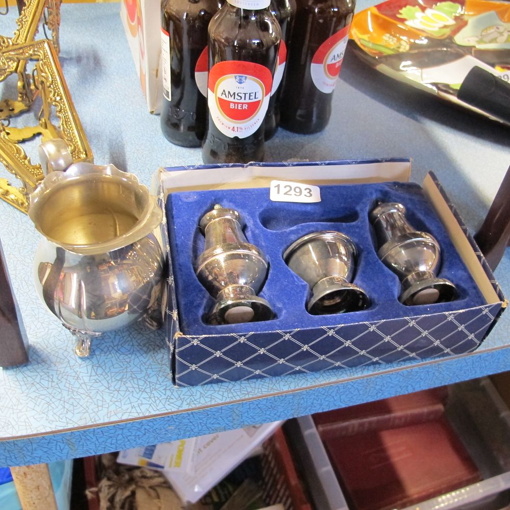 Lot 1293: Plated items