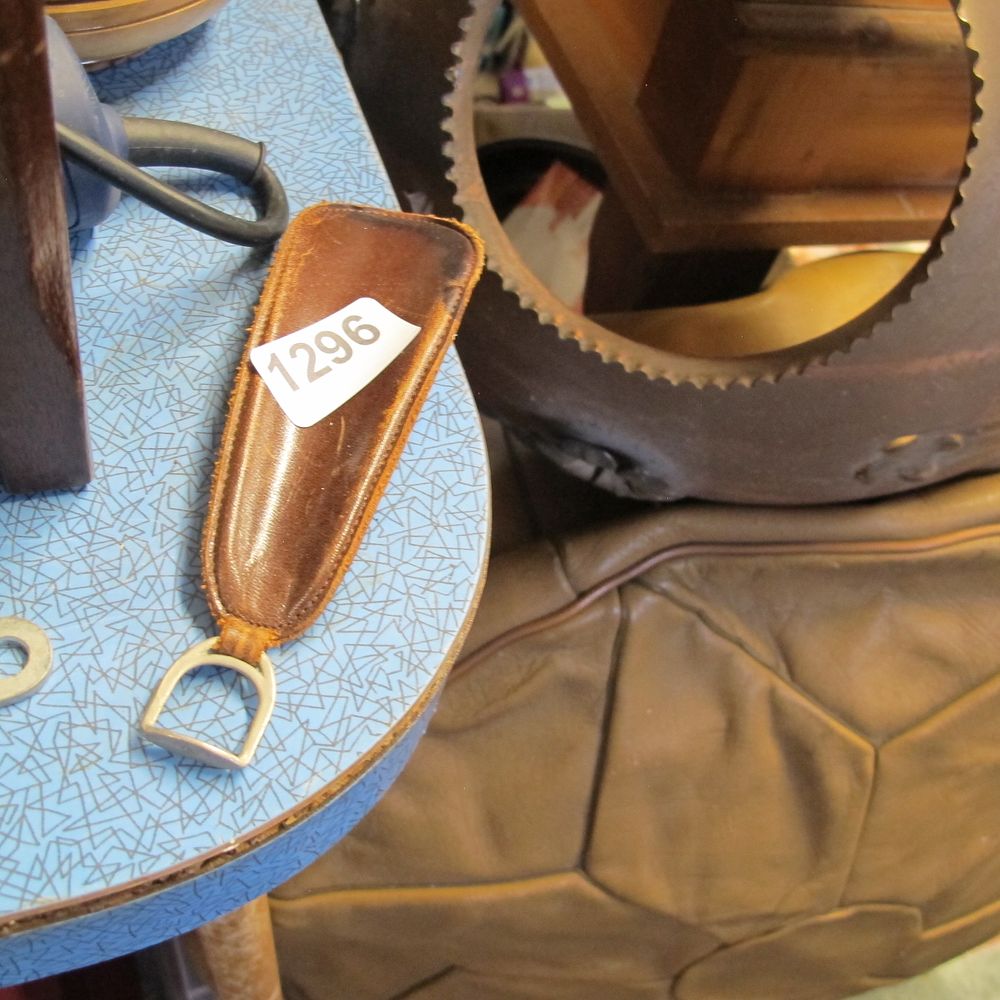 Lot 1296: Shoe horn