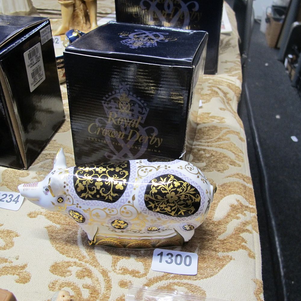Lot 1300: Boxed Royal Crown Derby pig