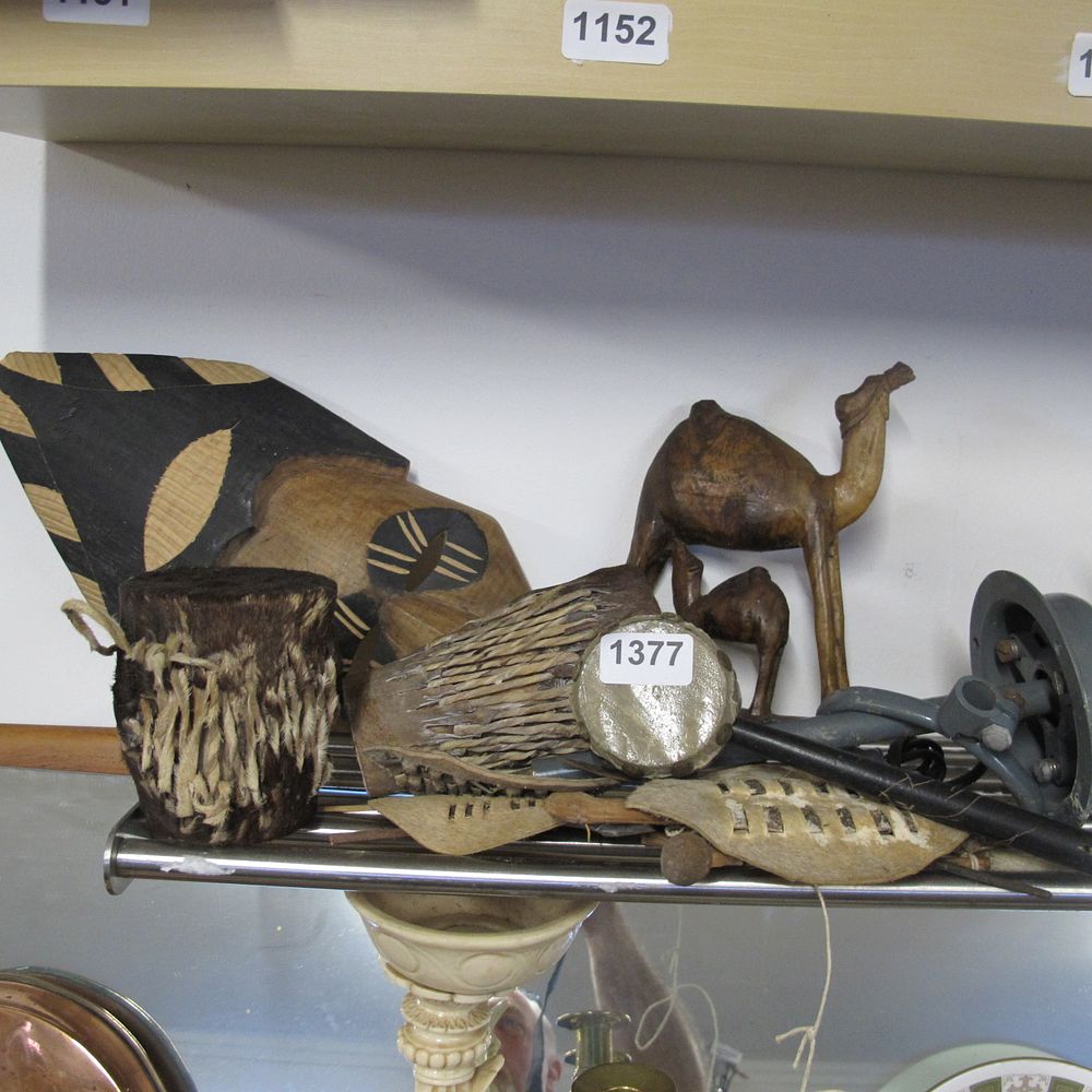 Lot 1377: Ethnic items