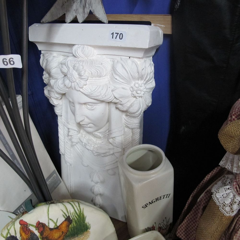 Lot 170: Large Victorian plaster wall hanging corbel / bust...