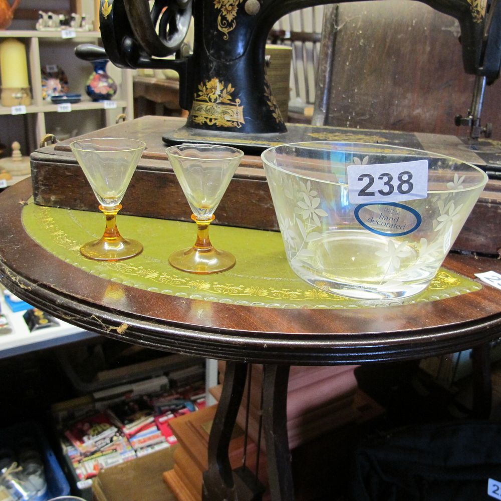 Lot 238: etched crystal glass bowl and two port glasses