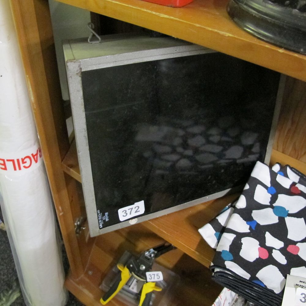 Lot 372: vintage photographic dark room light just waiting to...