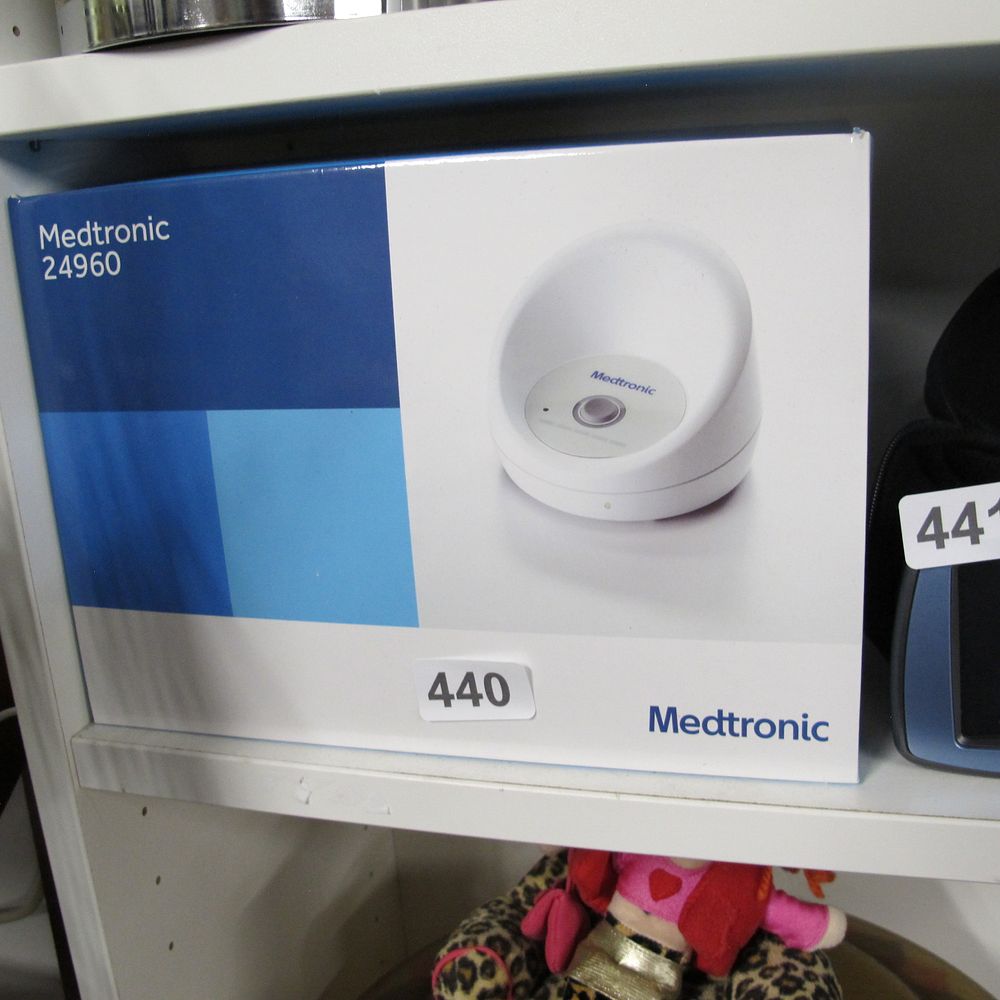 Lot 440: Mediotronic link relay