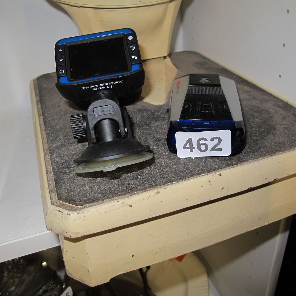 Lot 462: dash cam