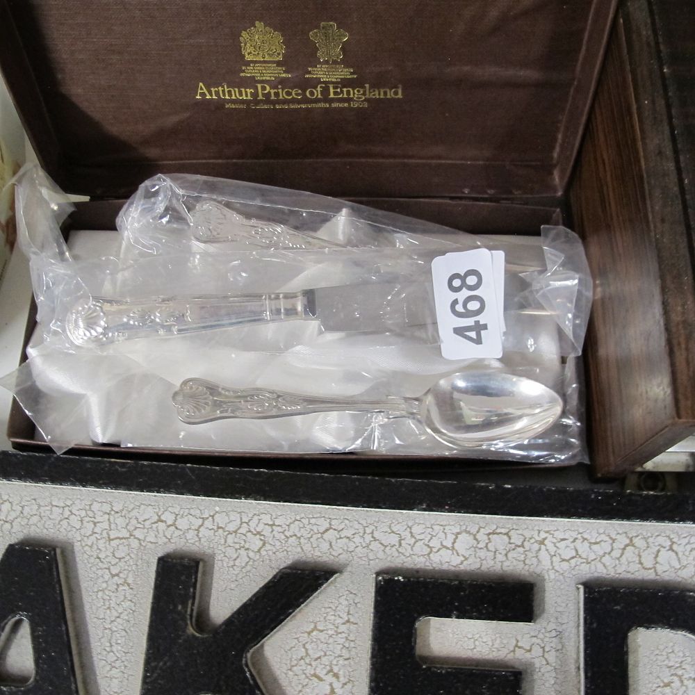 Lot 468: Arthur Price cutlery