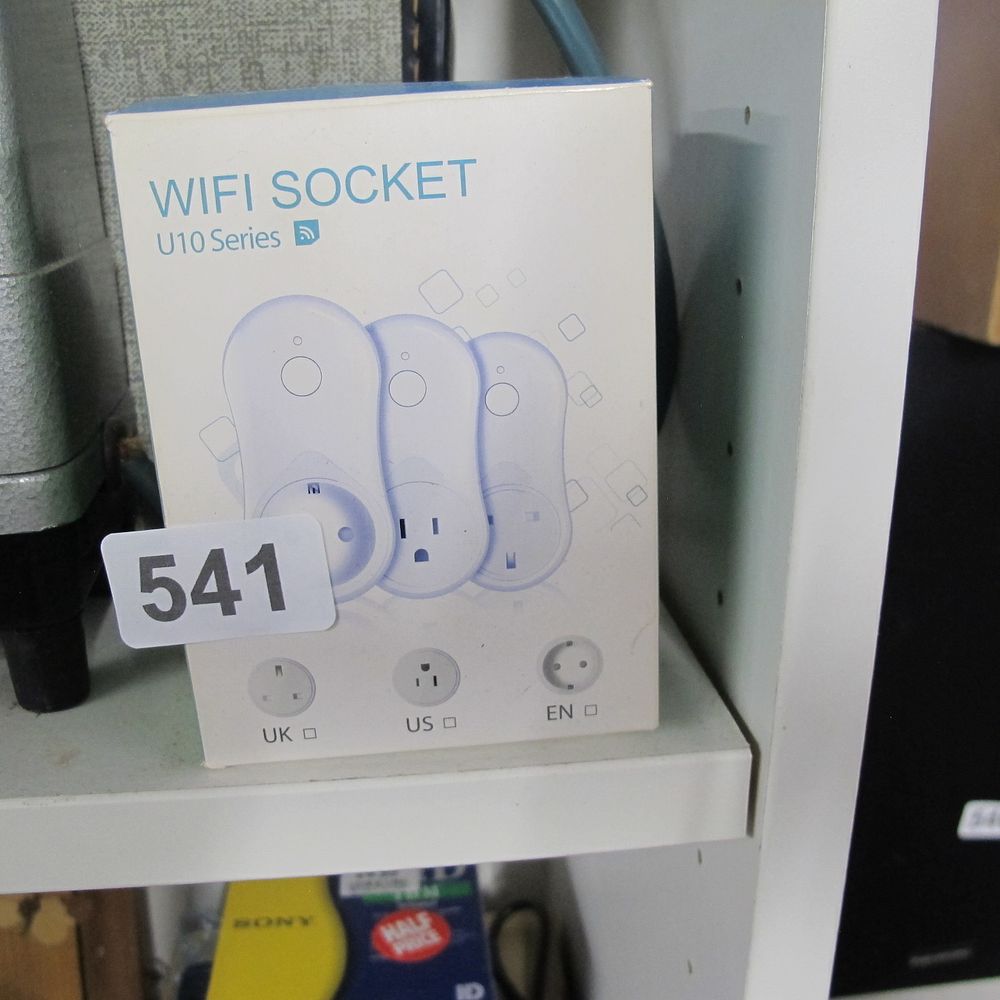 Lot 541: WiFi socket