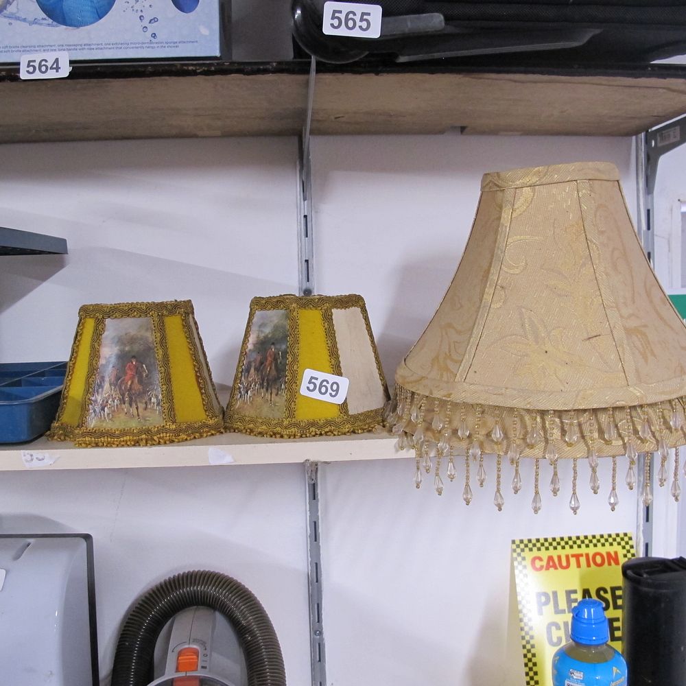 Lot 569: Vintage lamp shades