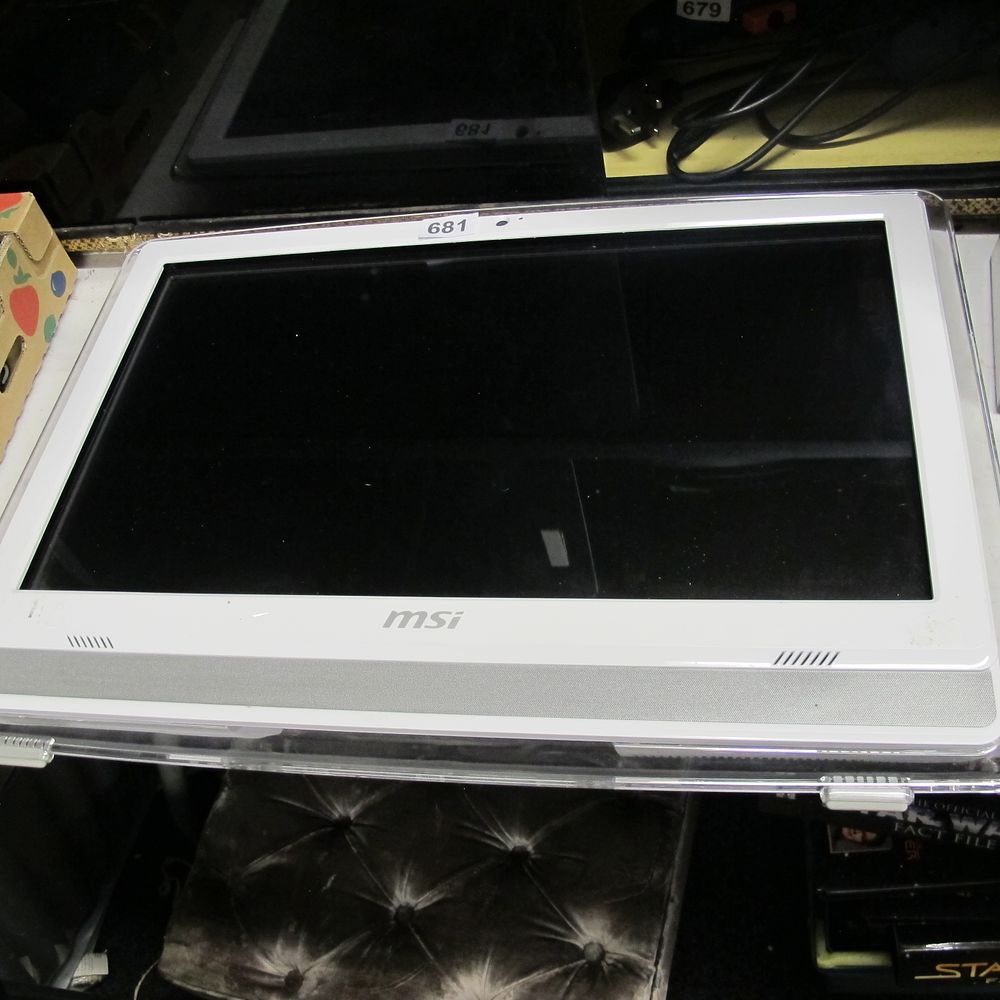 Lot 681: msi monitor