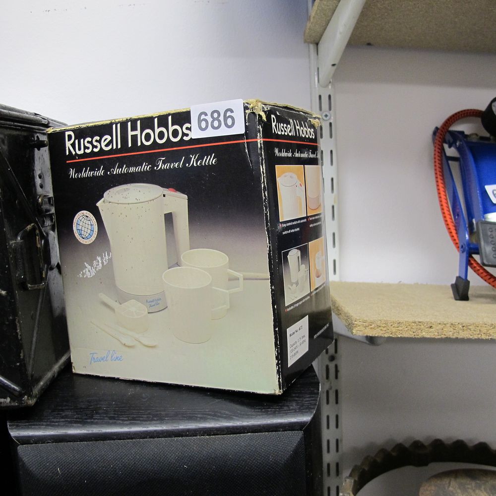 Lot 686: Travel kettle