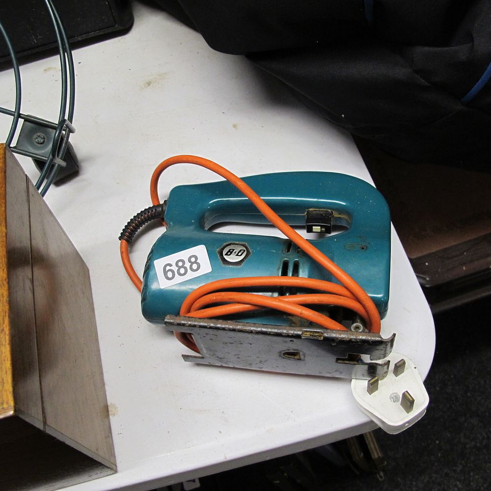 Lot 688: B&Q planer