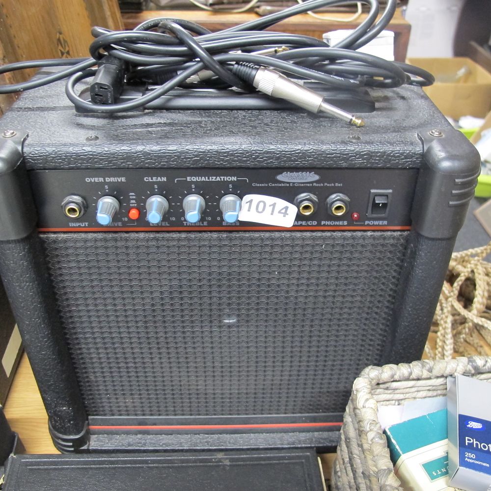 Lot 1014: amplifier