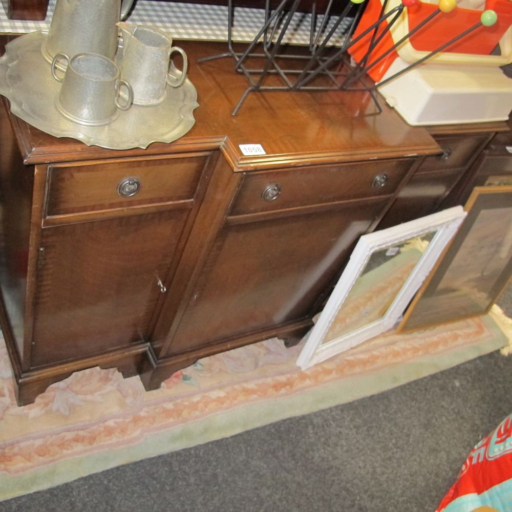 Lot 1058: Vintage breakfront dresser