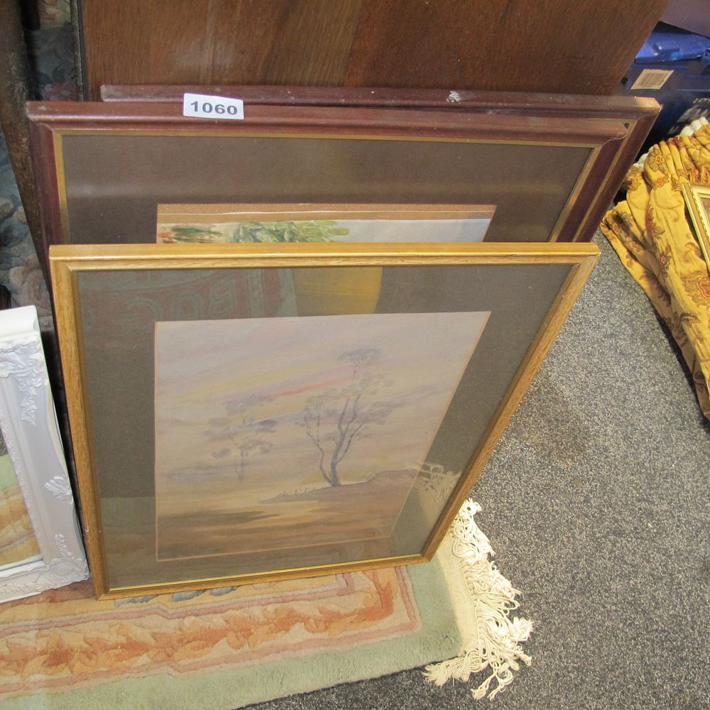 Lot 1060: A quantity of pictures