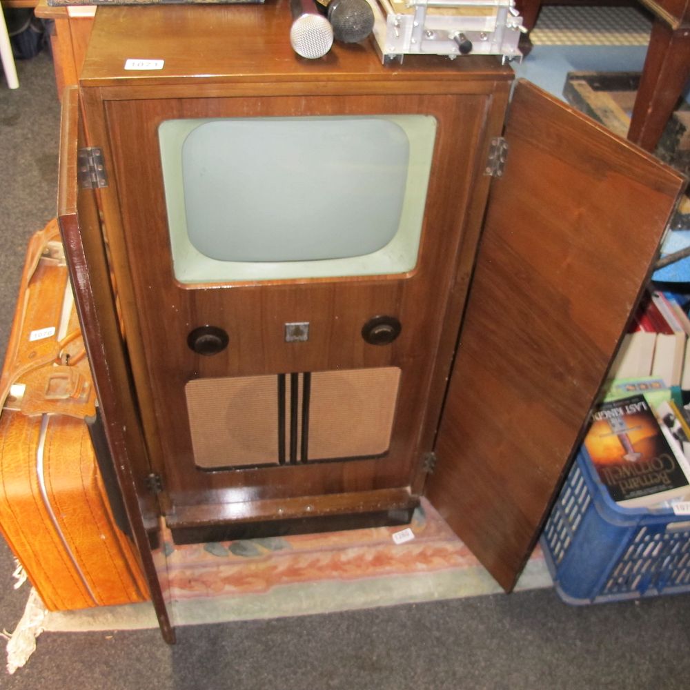 Lot 1071: 1951 Bush TUG34 television