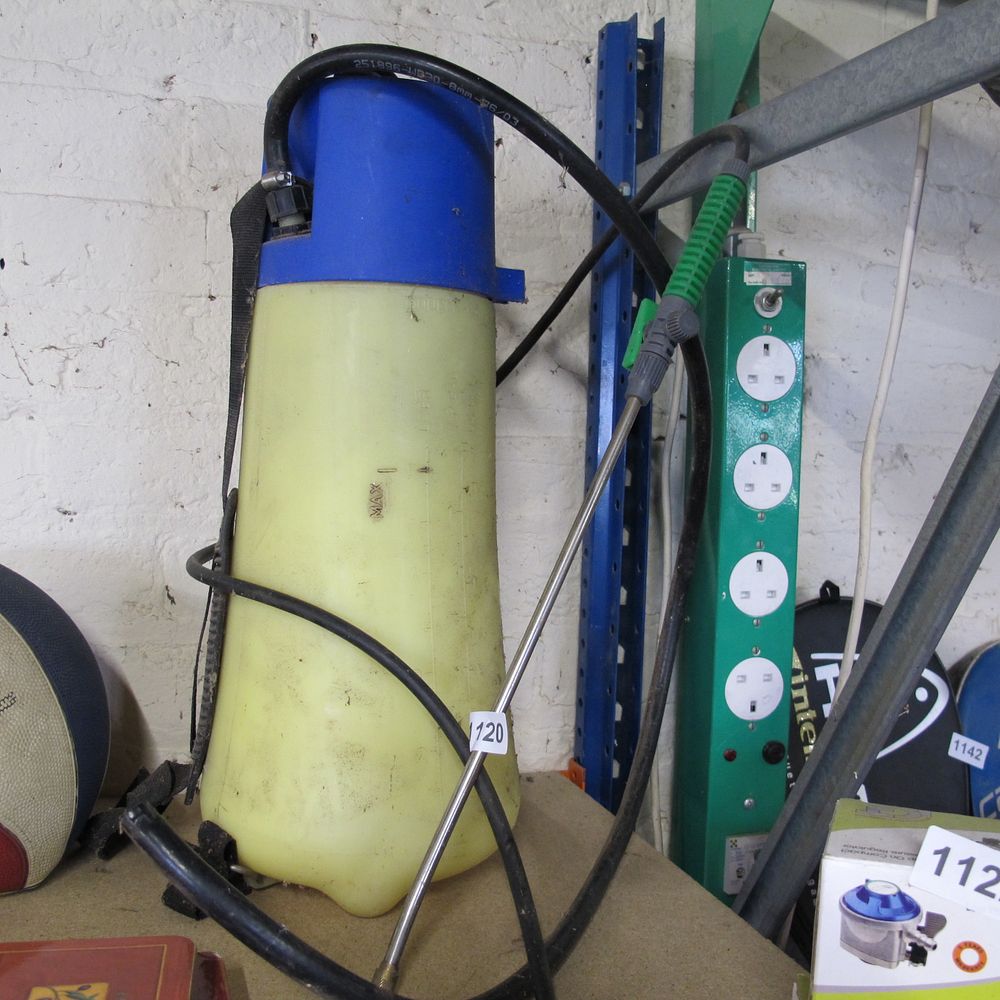 Lot 1120: pressure sprayer