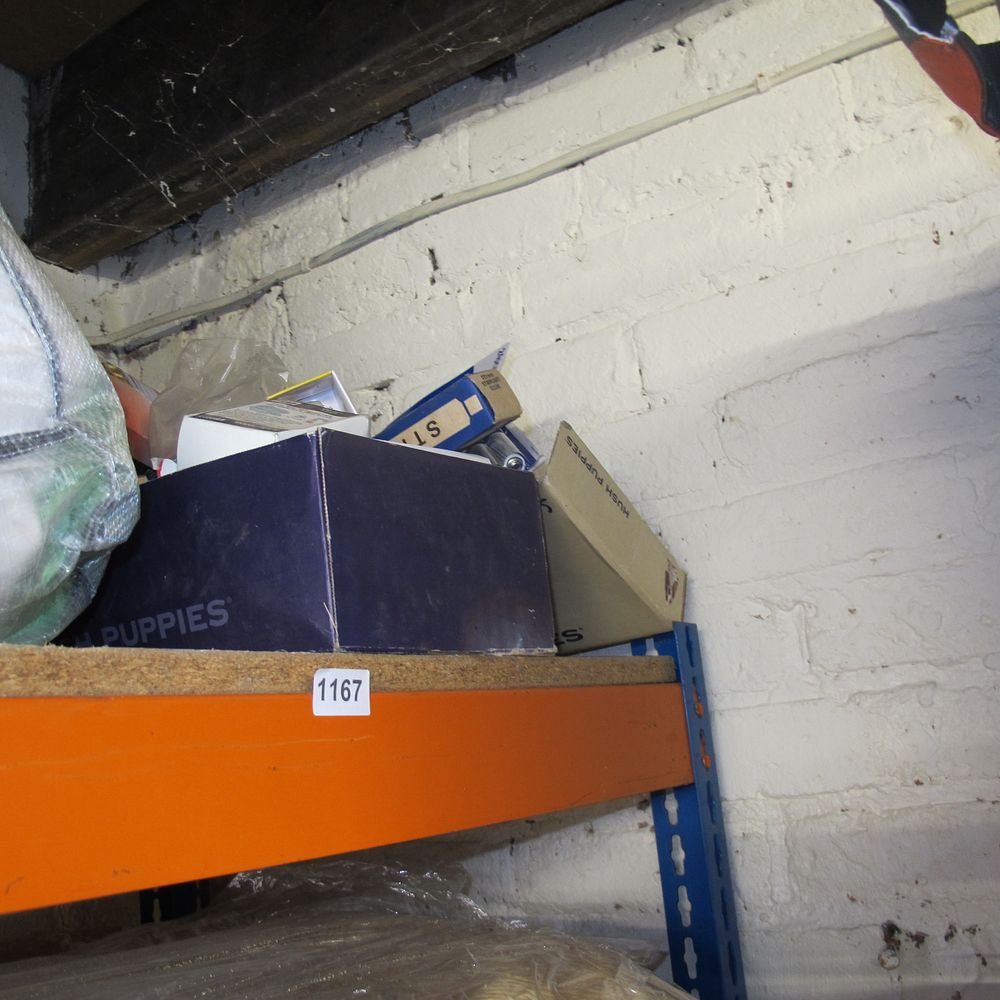 Lot 1167: box of misc