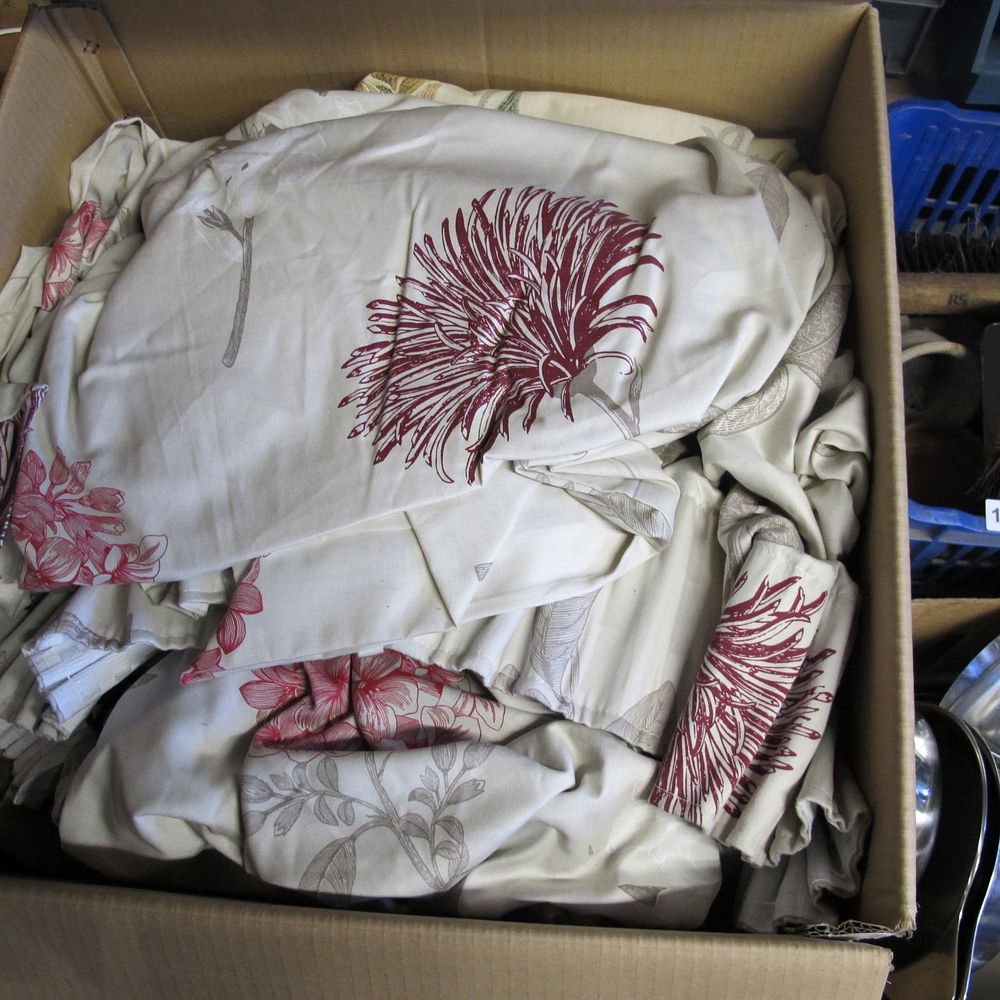 Lot 1191: Box of curtains