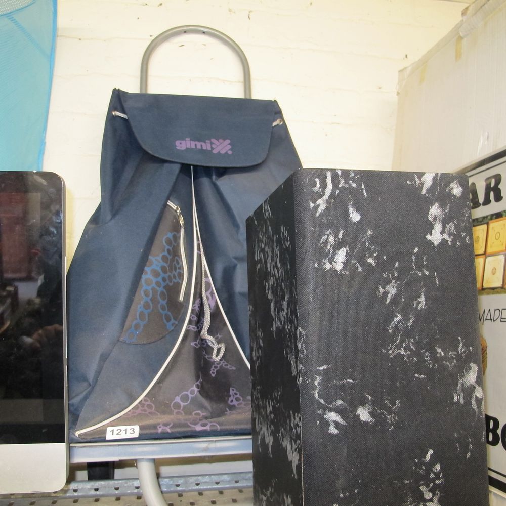 Lot 1213: shopping trolley