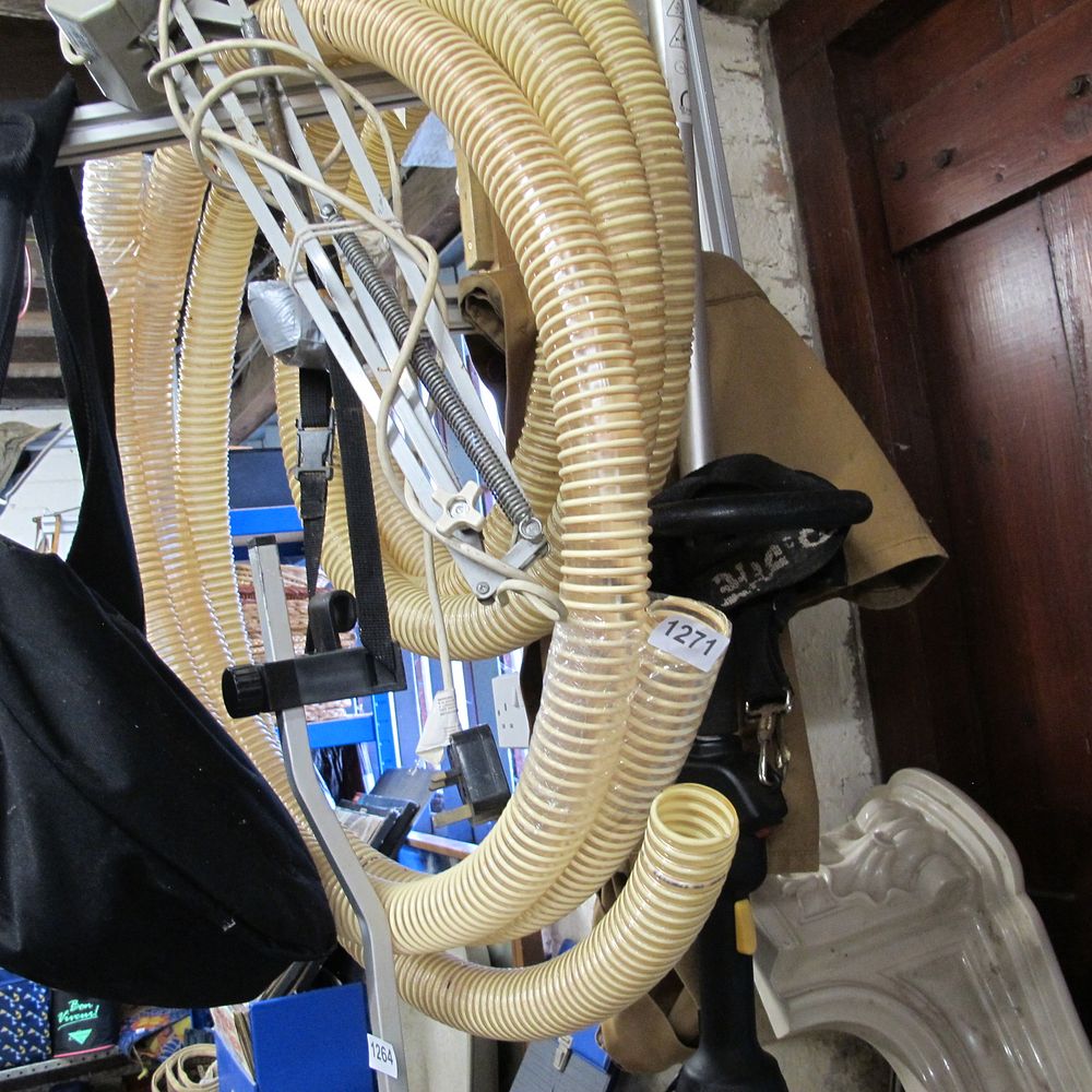 Lot 1271: pipe